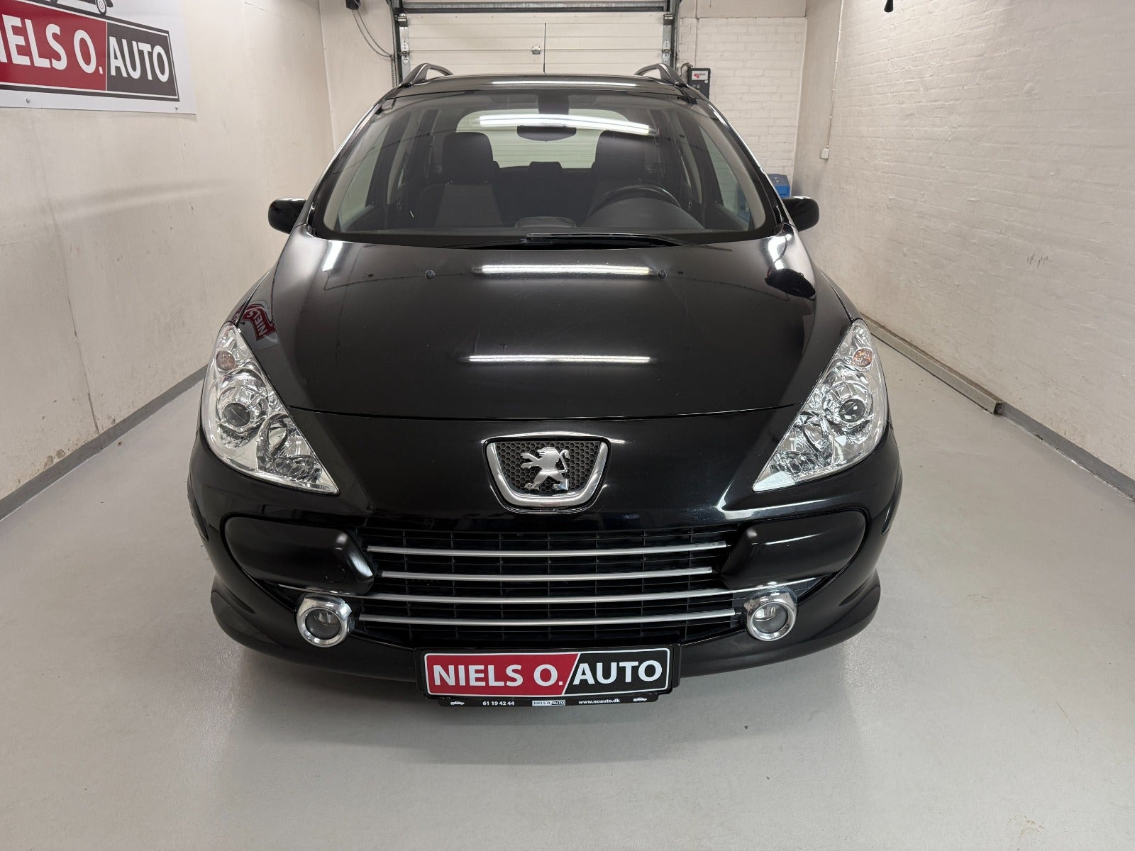 Sort Peugeot 307 fra 2009