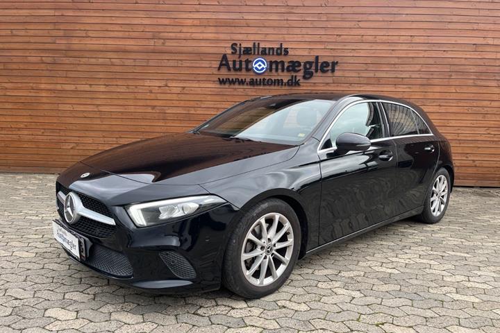 Sort Mercedes A200 fra 2018