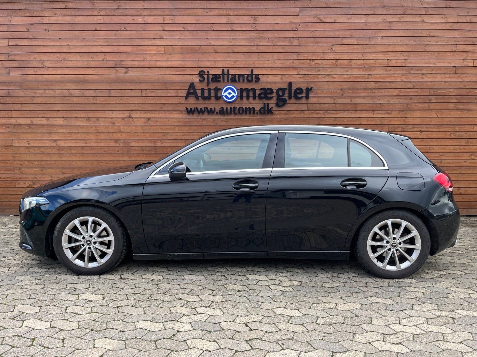Sort Mercedes A200 fra 2018