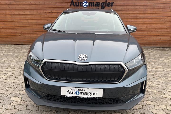 Grå Skoda Enyaq fra 2021