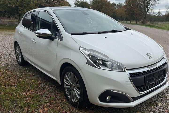 undefined Peugeot 208 fra 2017