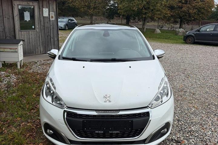 undefined Peugeot 208 fra 2017