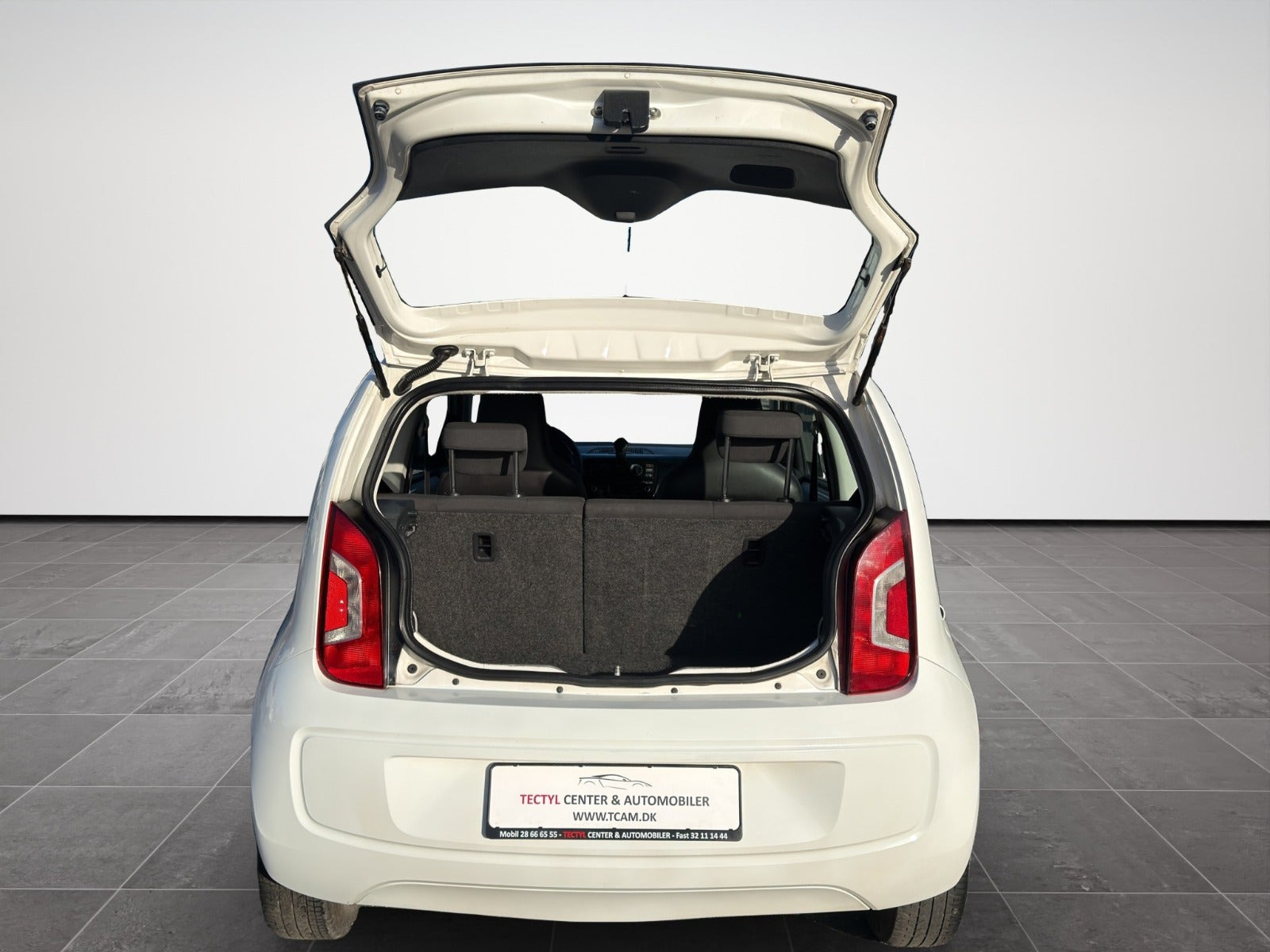 Hvid VW UP! fra 2012