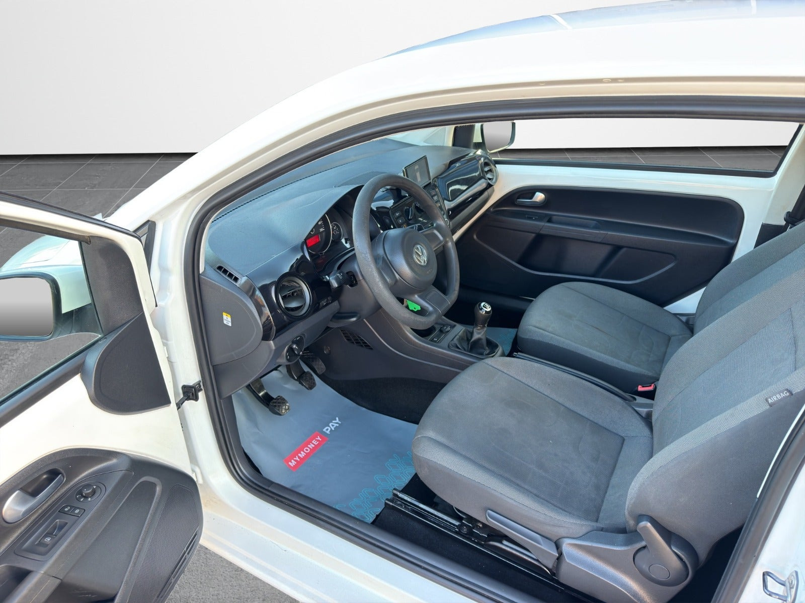 Hvid VW UP! fra 2012