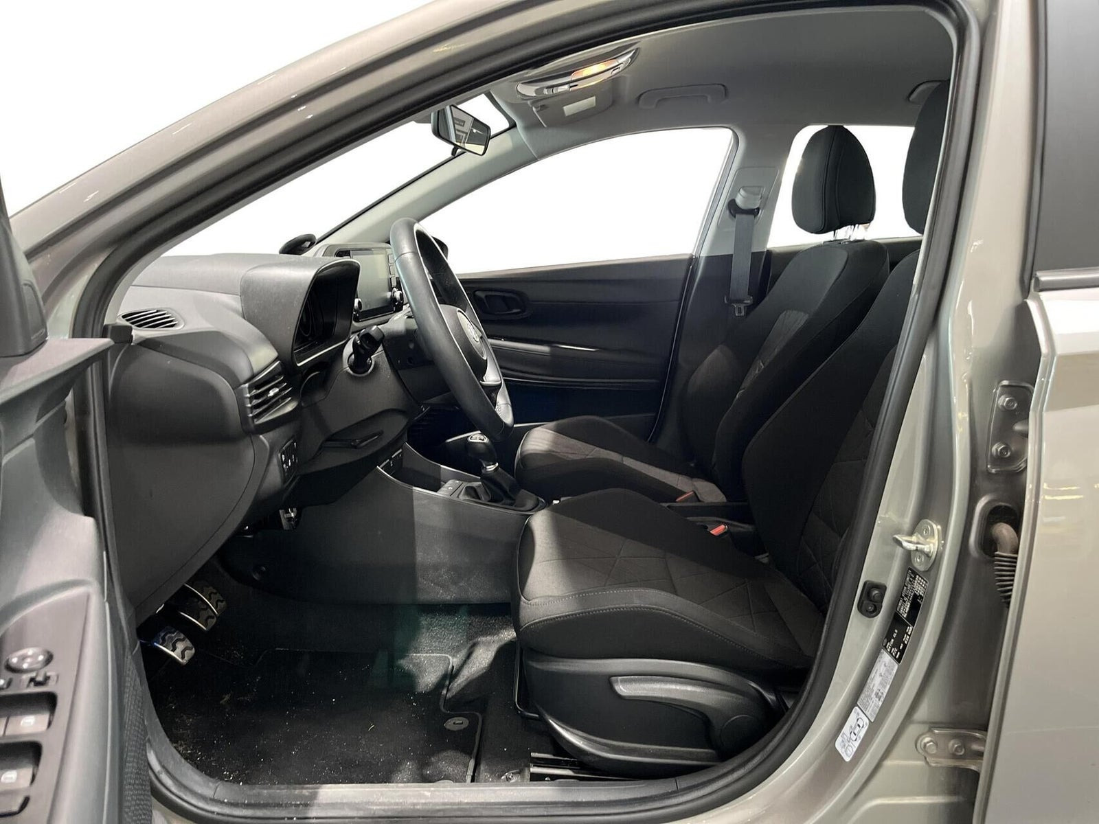 Grå Hyundai Bayon fra 2022