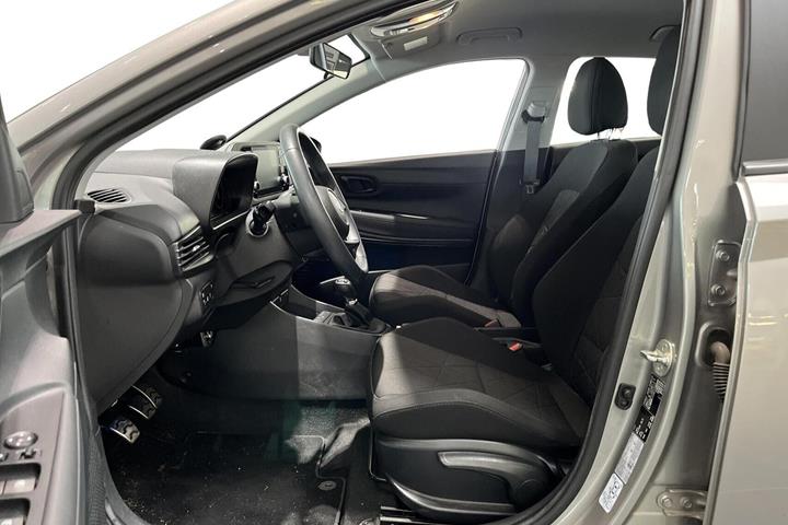 Grå Hyundai Bayon fra 2022
