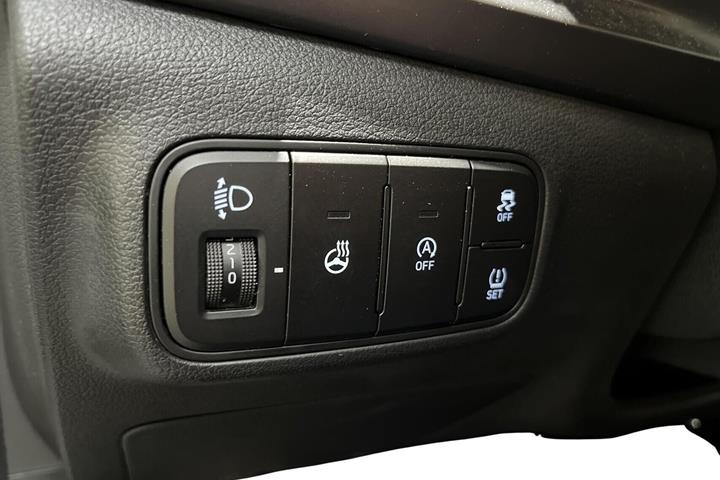Grå Hyundai Bayon fra 2022