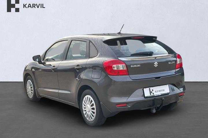 Grå Suzuki Baleno fra 2017