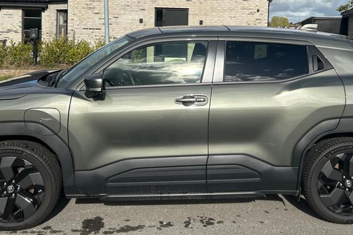 Grøn Toyota Urban Cruiser fra 2025