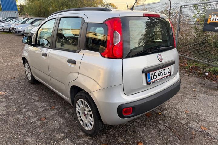 Grøn Fiat Panda fra 2014