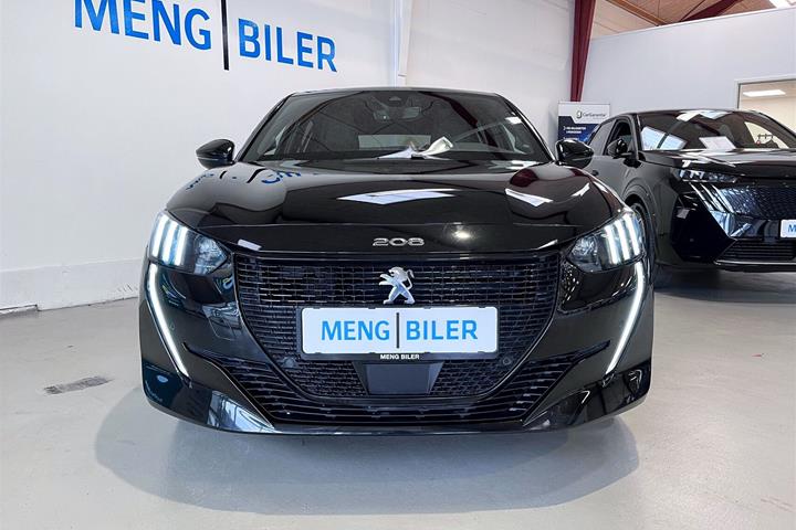 Sort Peugeot e-208 fra 2023