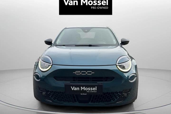 Grøn Fiat 600e fra 2025