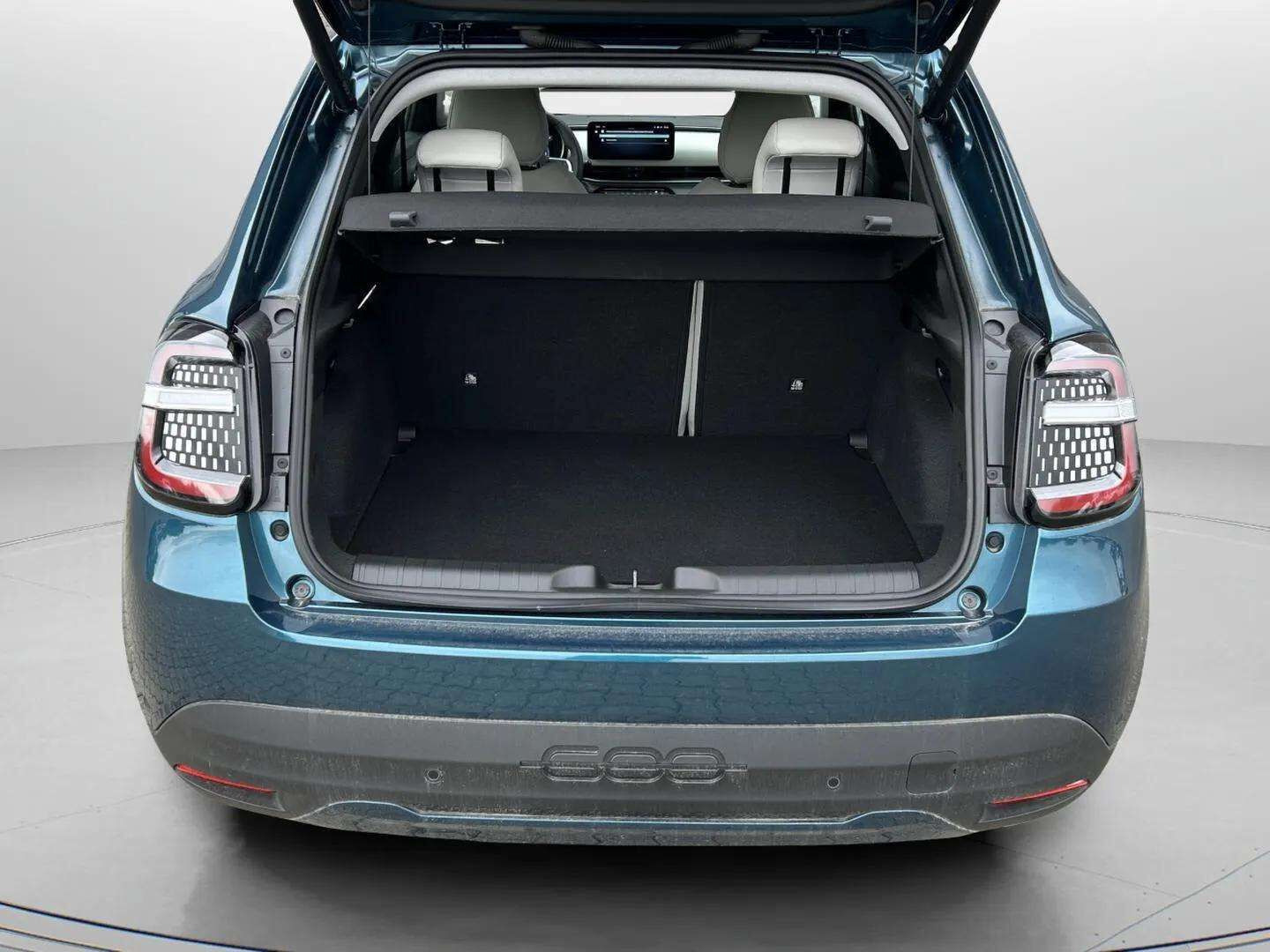 Grøn Fiat 600e fra 2025