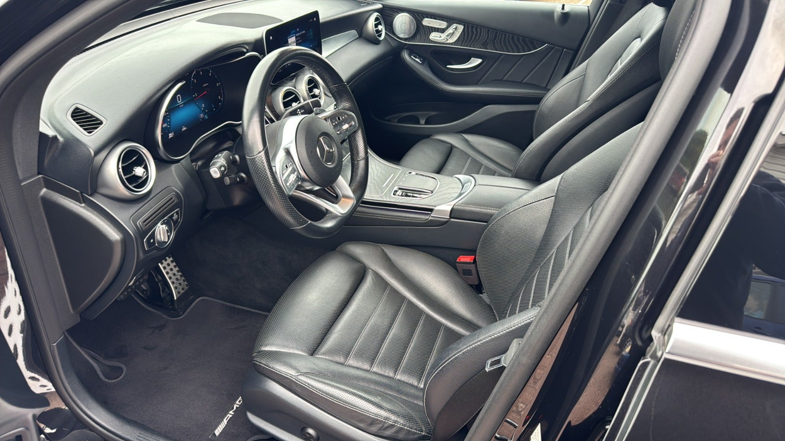 Sort Mercedes GLC300 d fra 2019