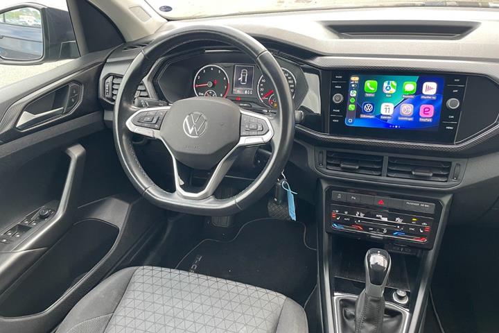 Grå VW T-Cross fra 2022