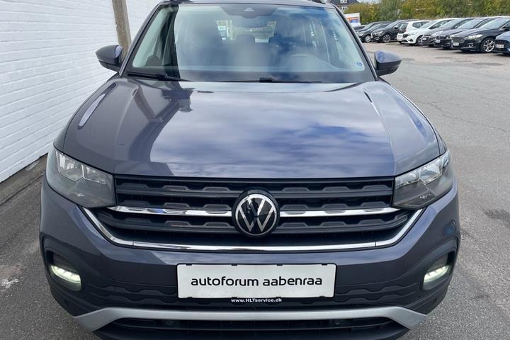 Grå VW T-Cross fra 2022