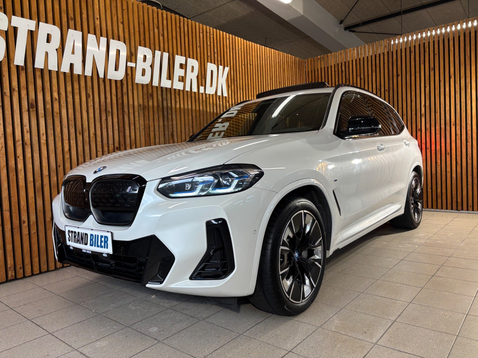 BMW iX3 Charged Plus M-Sport