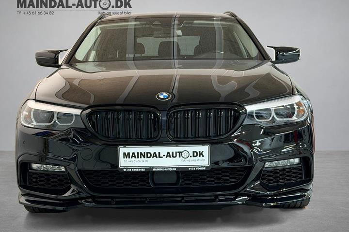 Blå BMW 530d fra 2018