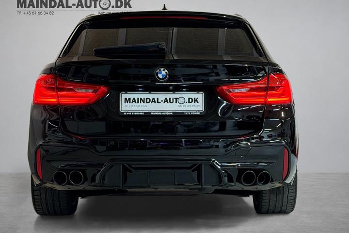 Blå BMW 530d fra 2018