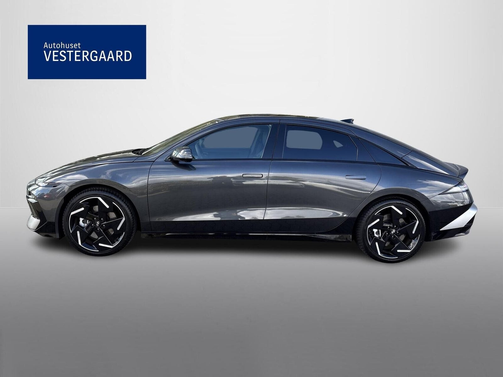 Grå Hyundai Ioniq 6 fra 2026