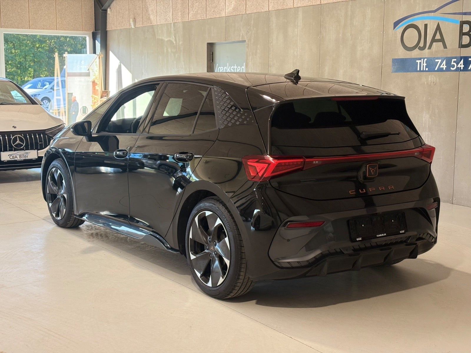 Sort Cupra Born fra 2024