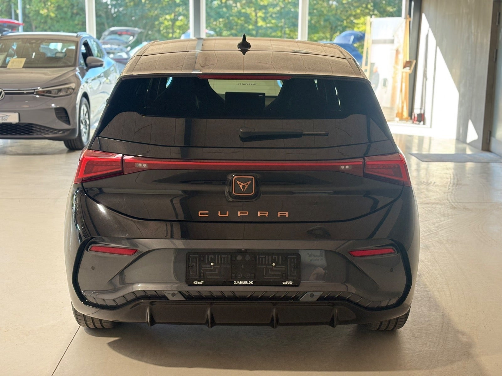 Sort Cupra Born fra 2024