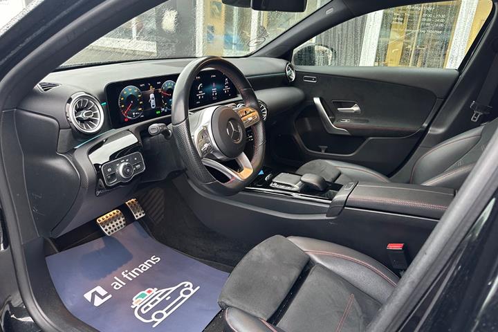 Sort Mercedes A250 e fra 2020