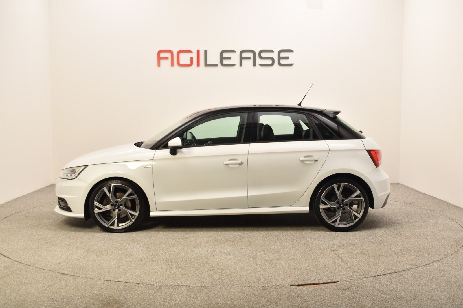 Hvid Audi A1 fra 2017