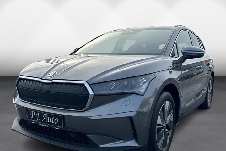 Grå Skoda Enyaq fra 2023