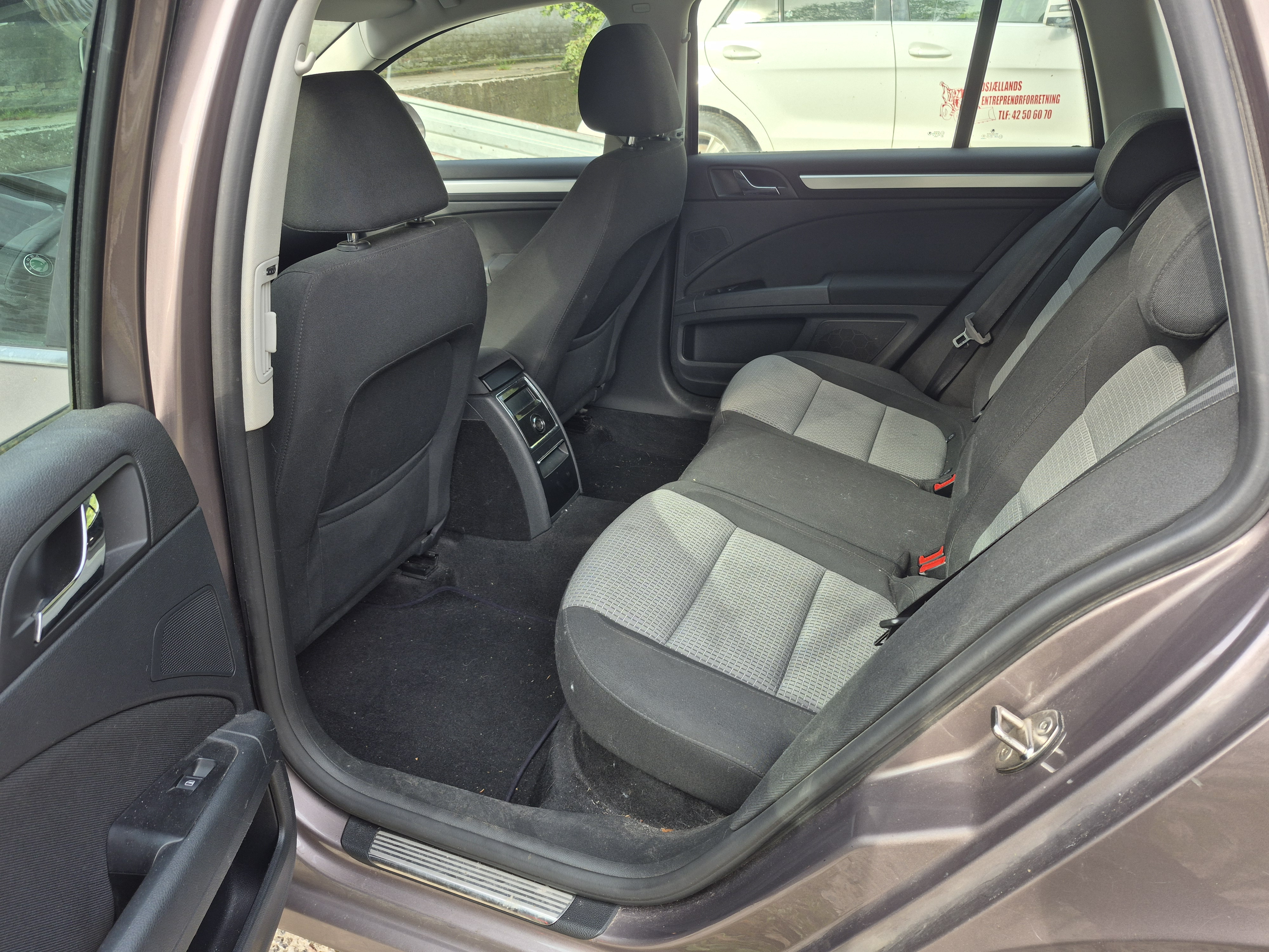 Kobber Skoda SUPERB COMBI fra 2011