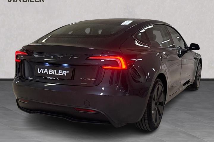 undefined Tesla Model 3 fra 2024