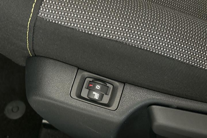 Beige Citroën C3 fra 2023
