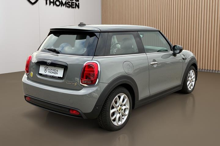 Grå Mini Cooper fra 2022