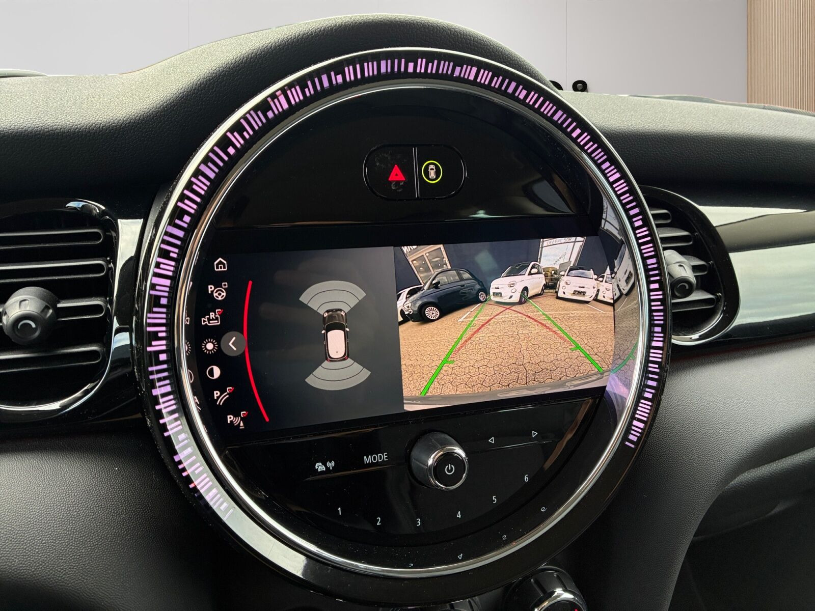 Grå Mini Cooper fra 2022