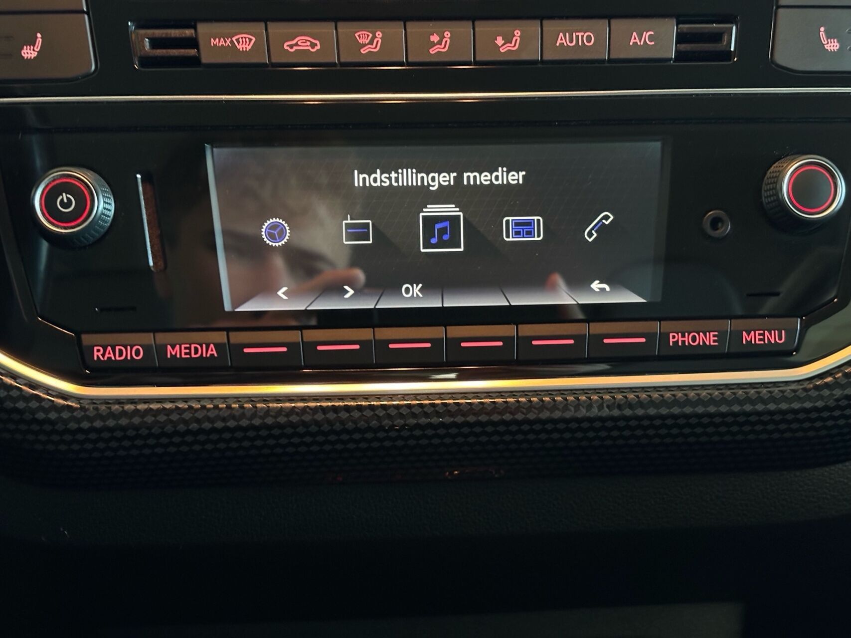 Hvid VW UP! fra 2018