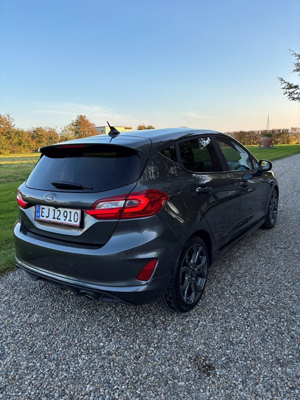 undefined Ford Fiesta fra 2021
