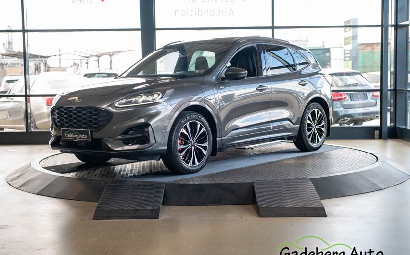 Ford Kuga 2,5 PHEV ST-Line X CVT