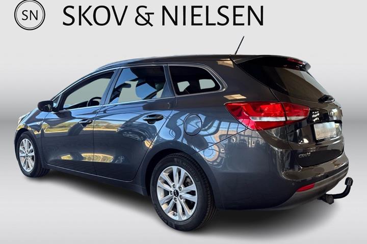 Grå Kia Ceed fra 2016