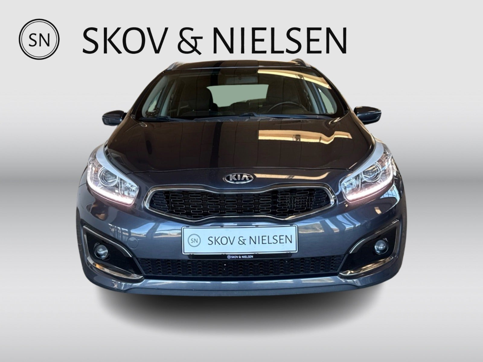 Grå Kia Ceed fra 2016