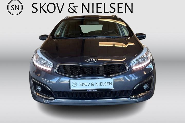 Grå Kia Ceed fra 2016