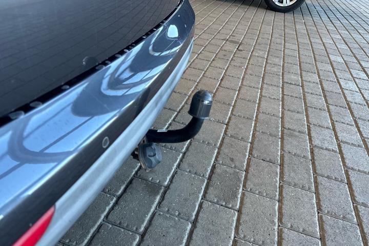 Grå Kia Ceed fra 2016