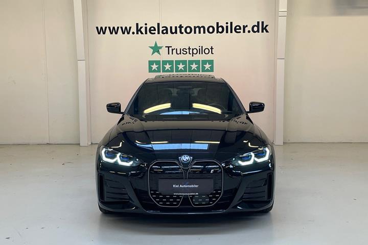 Sort BMW i4 fra 2023