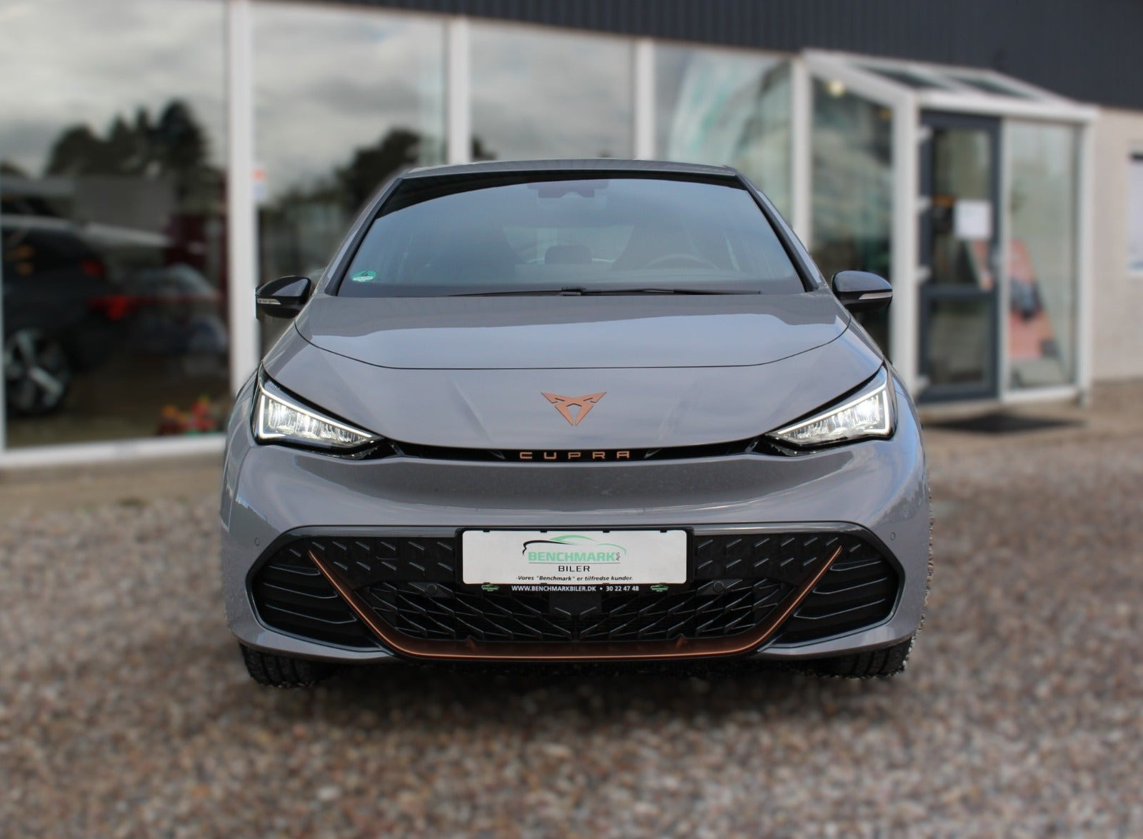 Grå Cupra Born fra 2024