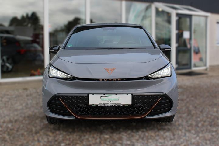 Grå Cupra Born fra 2024