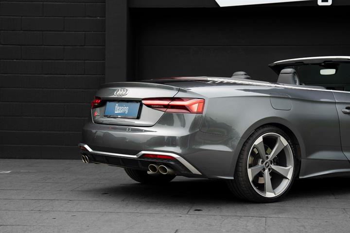 Grå Audi S5 fra 2021