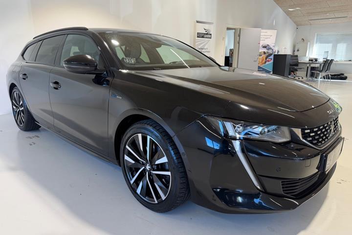 Sort Peugeot 508 fra 2020