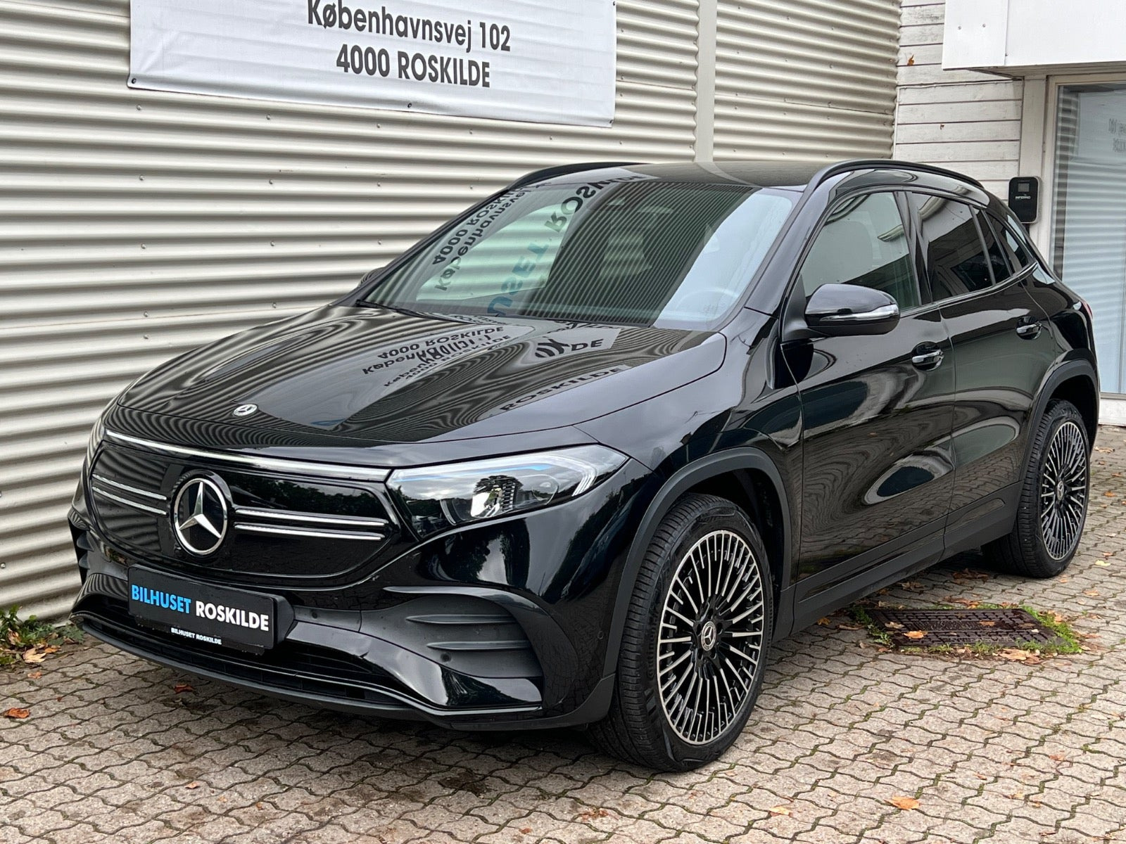 Sort Mercedes EQA250+ fra 2023