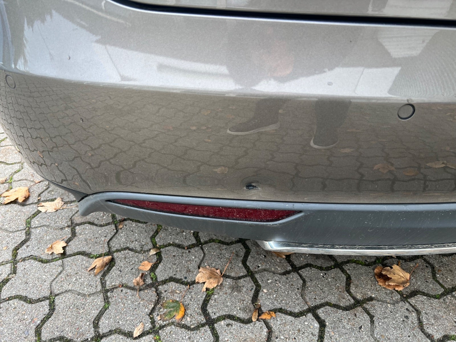 Brun Tesla Model S fra 2015
