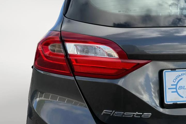 Grå Ford Fiesta fra 2020