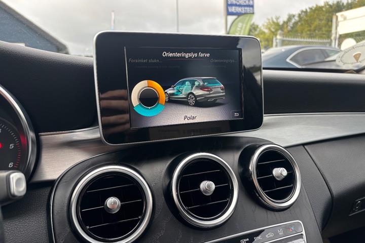 Hvid Mercedes C220 d fra 2017